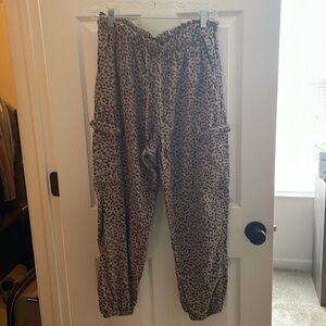 Aerie leopard print joggers